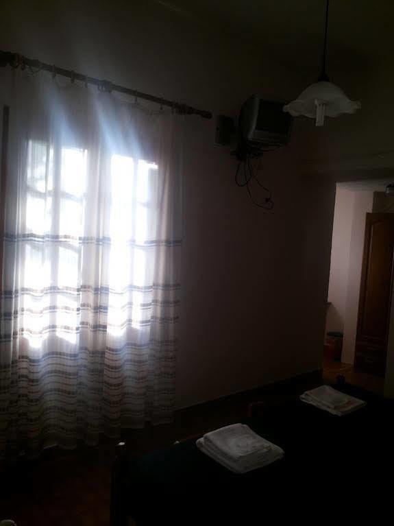 Stelios Rooms Palaiochora Exterior foto